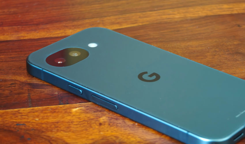 Pixel 10a goes flat with no camera bump