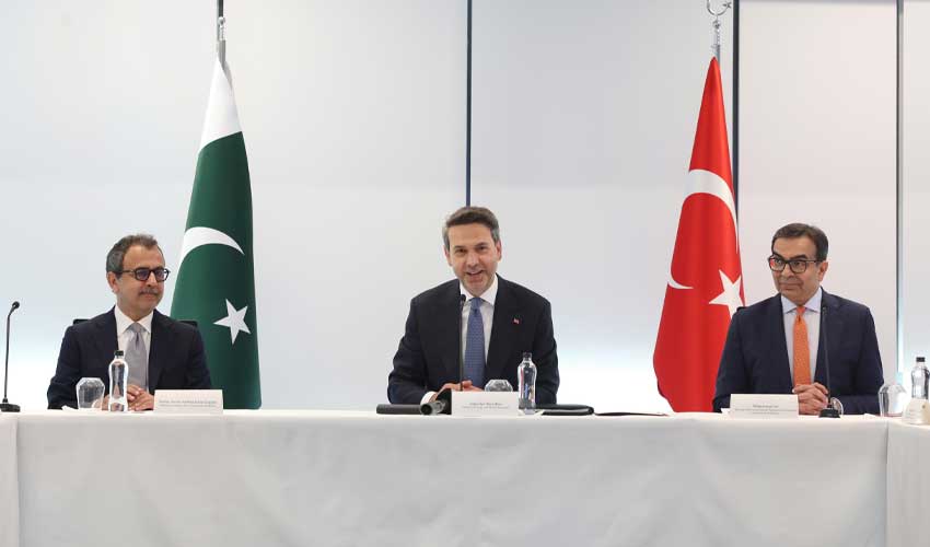 Pakistan, Turkiye sign MoUs to boost power sector ties