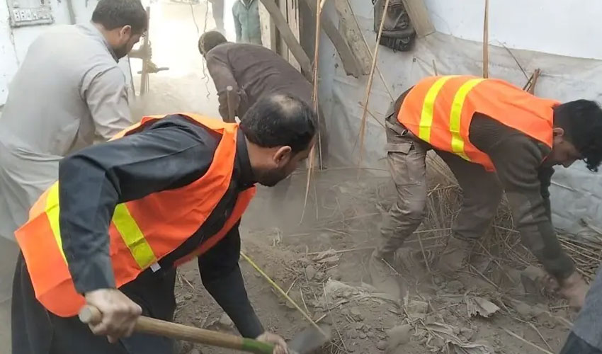 Eight women killed in Rahim Yar Khan roof collapse