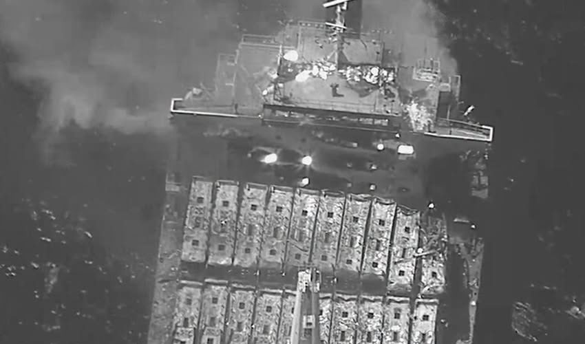 Two Pakistanis among three killed in suspected Houthi attack on Red Sea ship