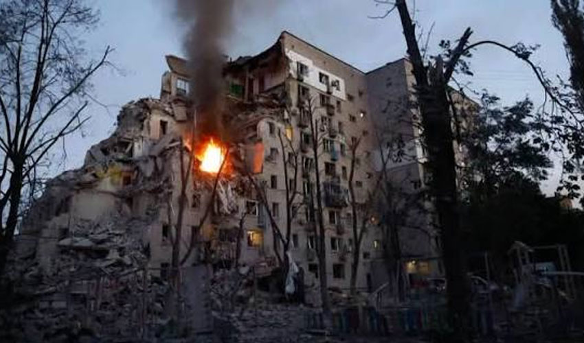 Russian missile barrage kills 17 in Kyiv, destroys logistics hubs
