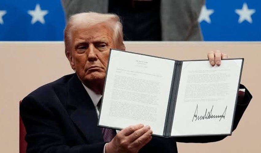 Trump signs new executive orders to limit US birthright citizenship