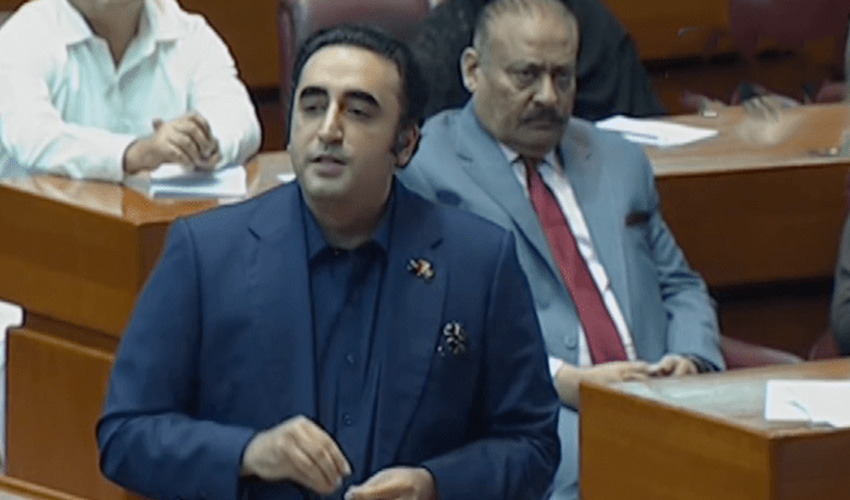 Bilawal hits out at Imran Khan for targeting army chief, CJP