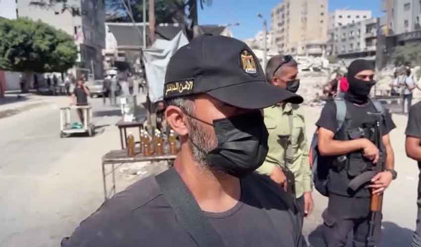 Hamas announces end of Gaza govt, backs technocrats