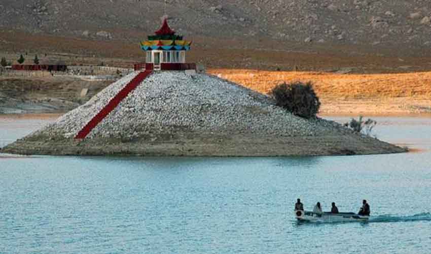 Quetta admin temporarily closes picnic spots over security concerns