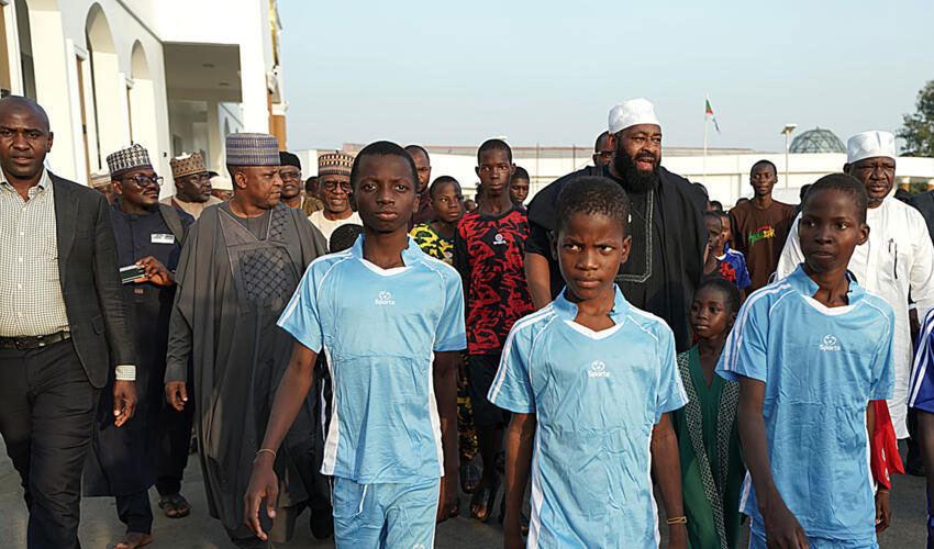 Nigeria rescues 100 abducted schoolchildren in Niger state