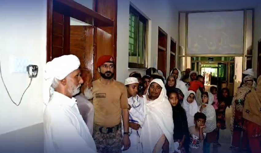Pakistan Army, Saylani Trust provide free medical services in Bahawalpur