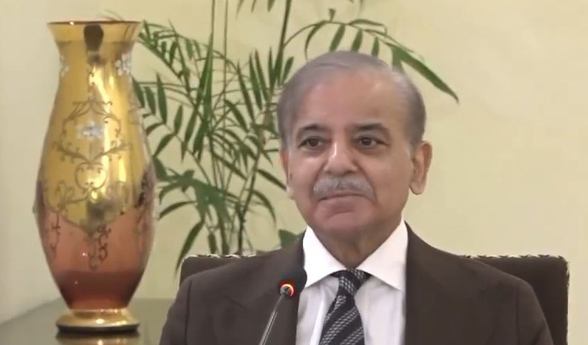 PM Shehbaz extends Eid wishes to political leadership