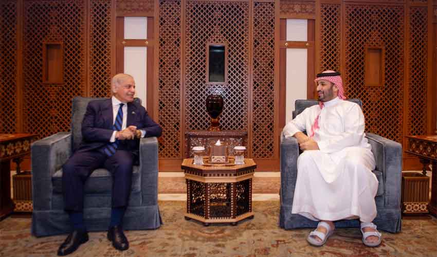 Pakistan expresses solidarity, support for Saudi Arabia