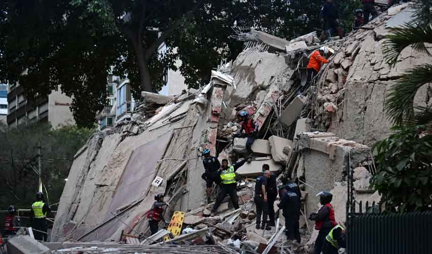 Venezuela earthquakes kill 32, injure 700; toll likely to cross 10,000